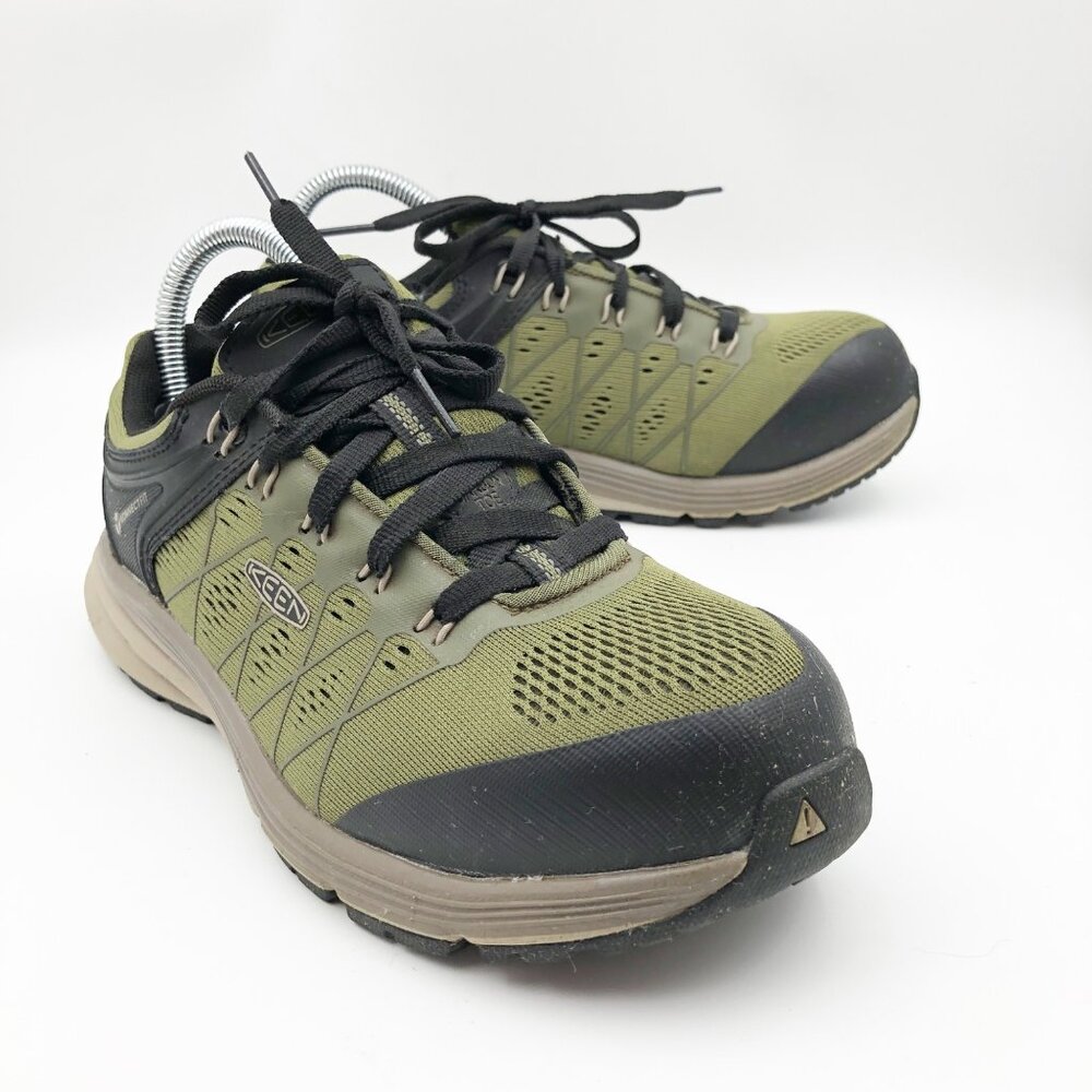 Keen Women's Olive and Black Shoes